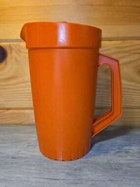 Tupperware Vintage Orange Pitcher With Lid & Spout 2 Quart Made In USA Durable